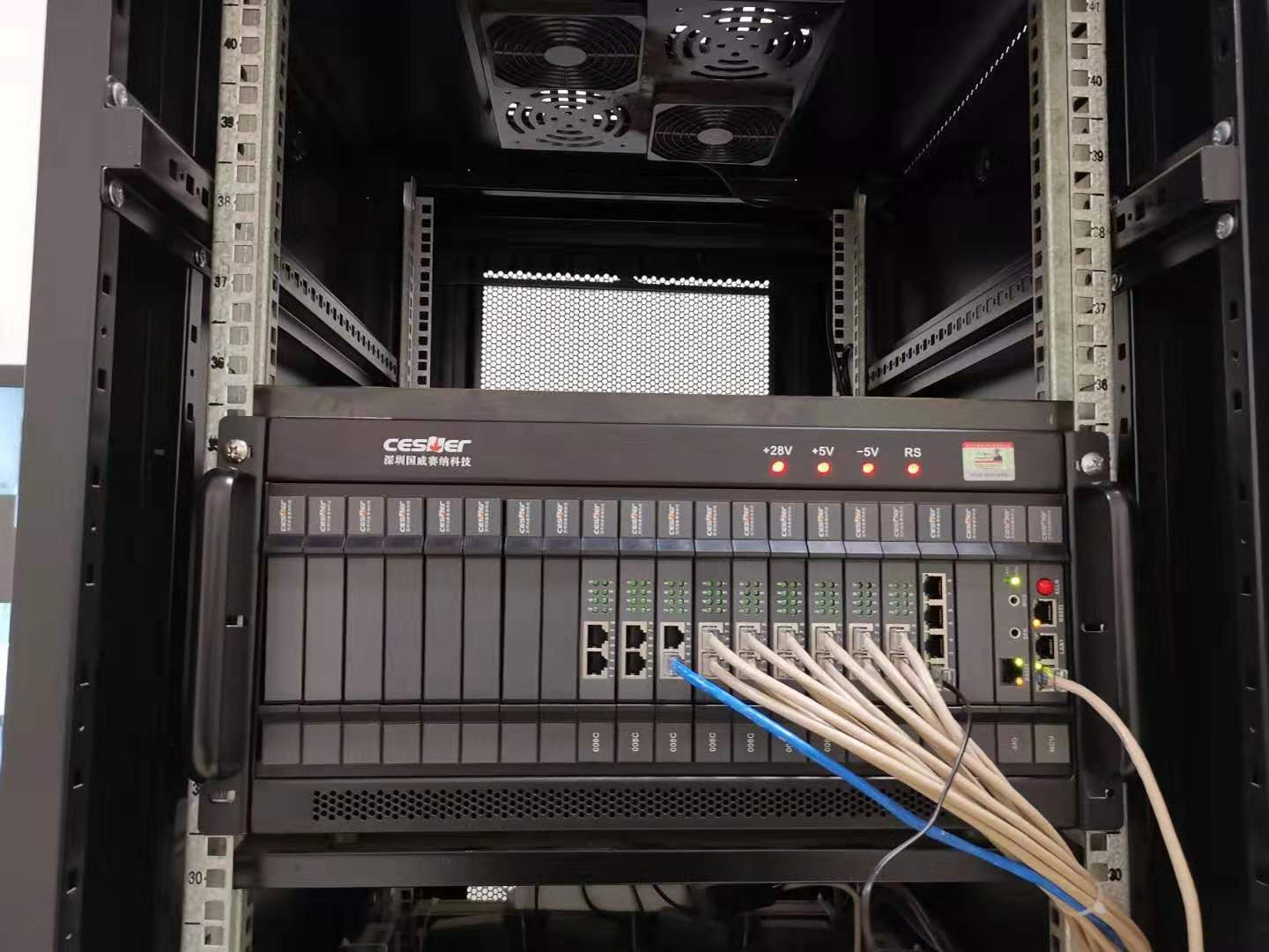 履帶式移動破碎站 履帶式移動破碎站